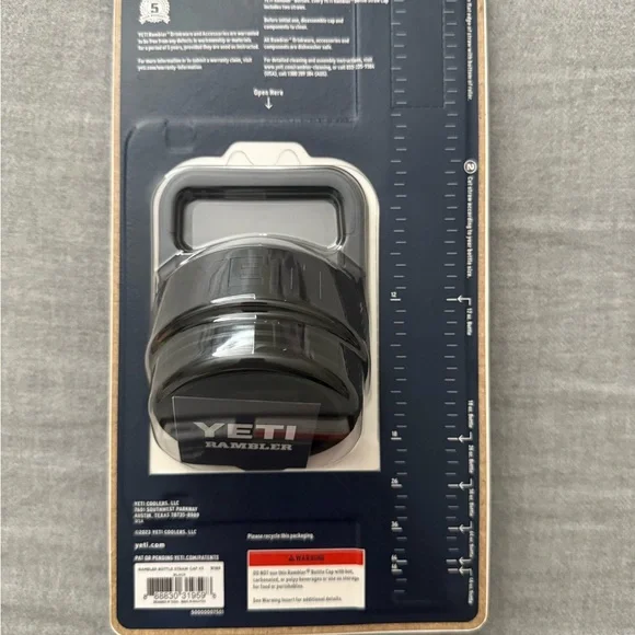 🎄3/$15 NWT Yeti Black Rambler Cap with Flip Straw - Picture 4 of 4